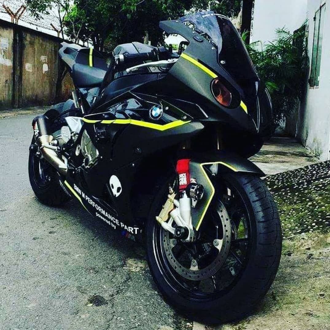 Спортбайк BMW 1000rr