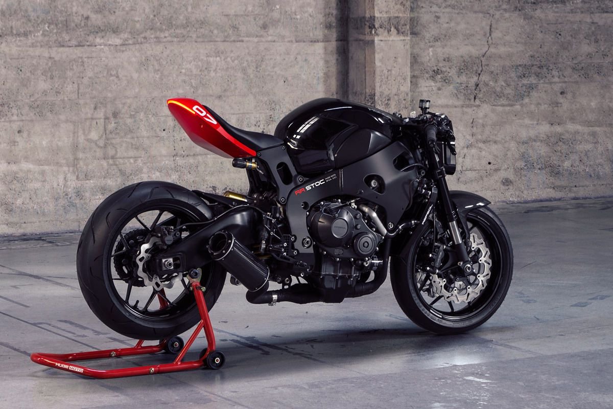 Мотоцикл Honda стрит Файтер
