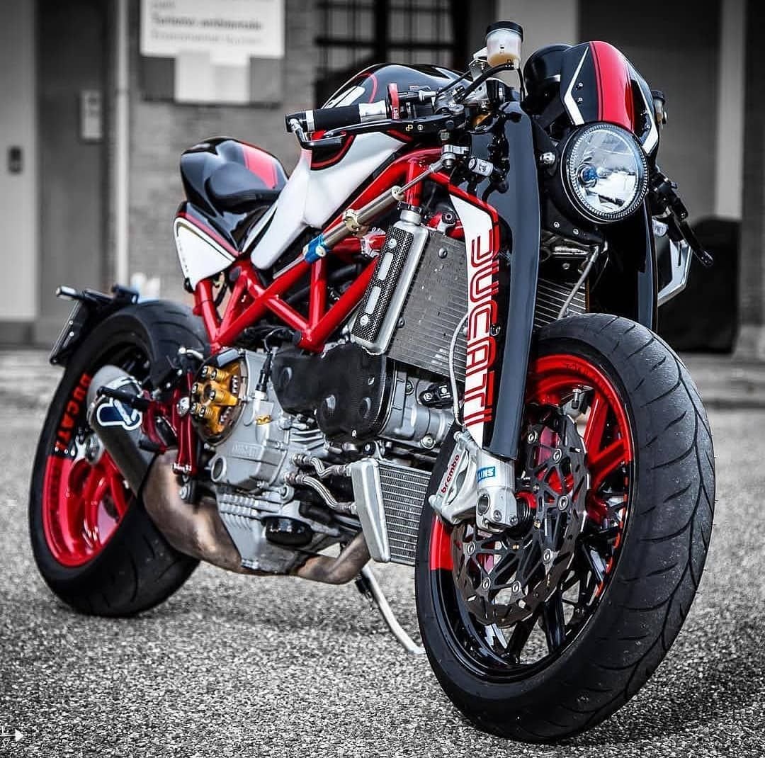 Ducati Monster 848