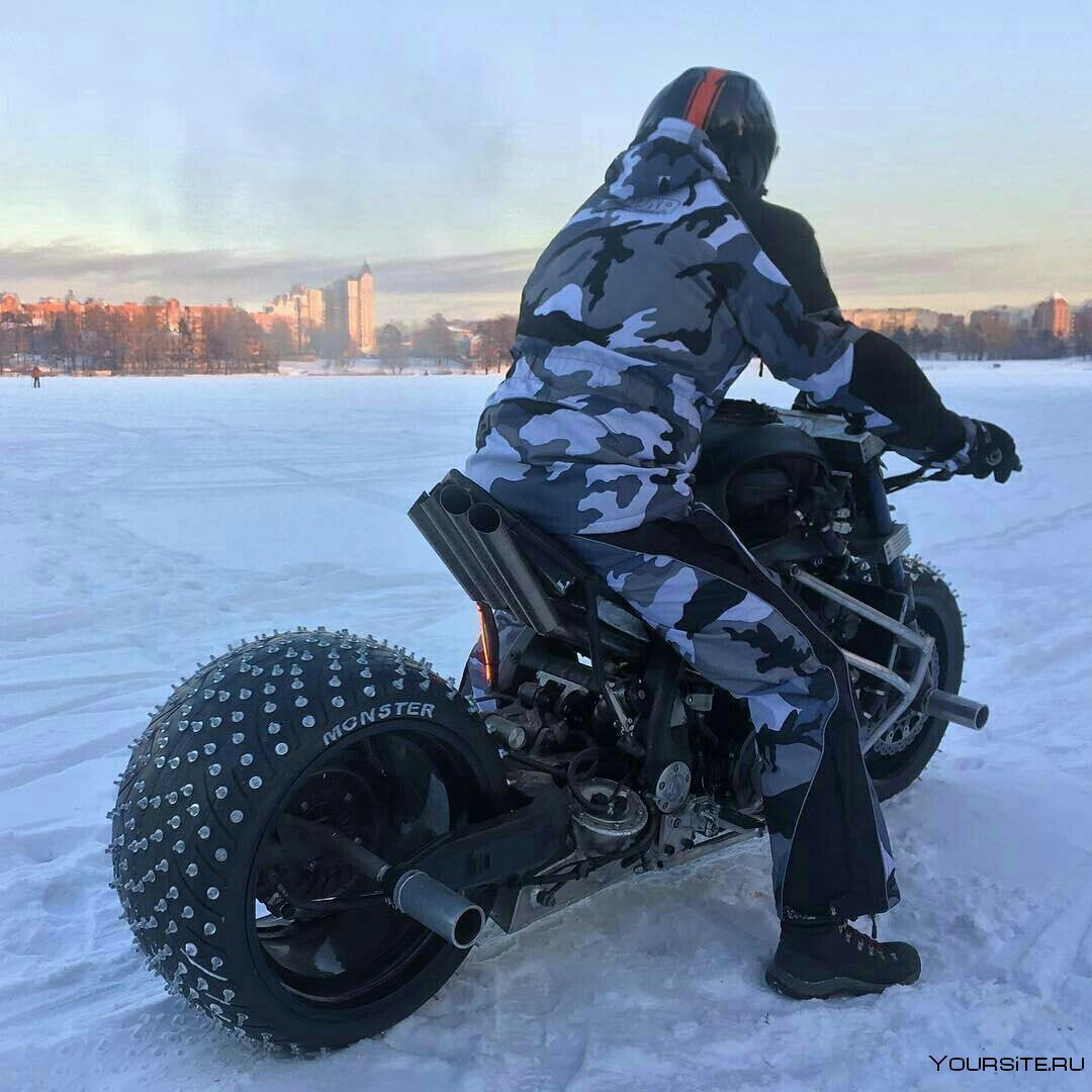 Зимний мотоцикл