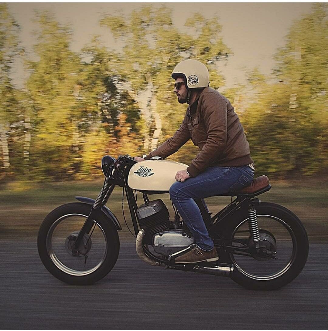 Jawa 350 Cafe Racer