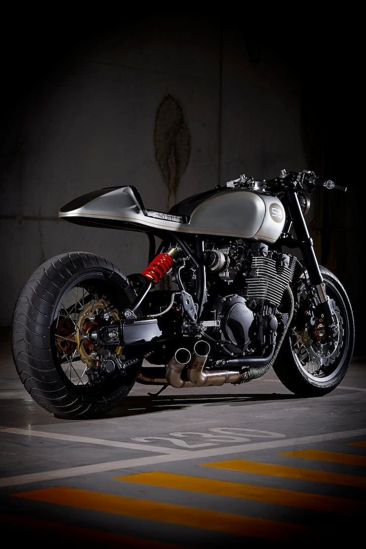 Кафе рейсер Yamaha
