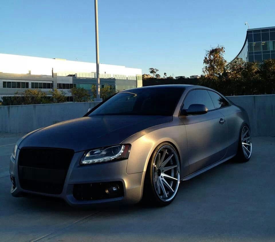 Ауди rs5 купе матовая