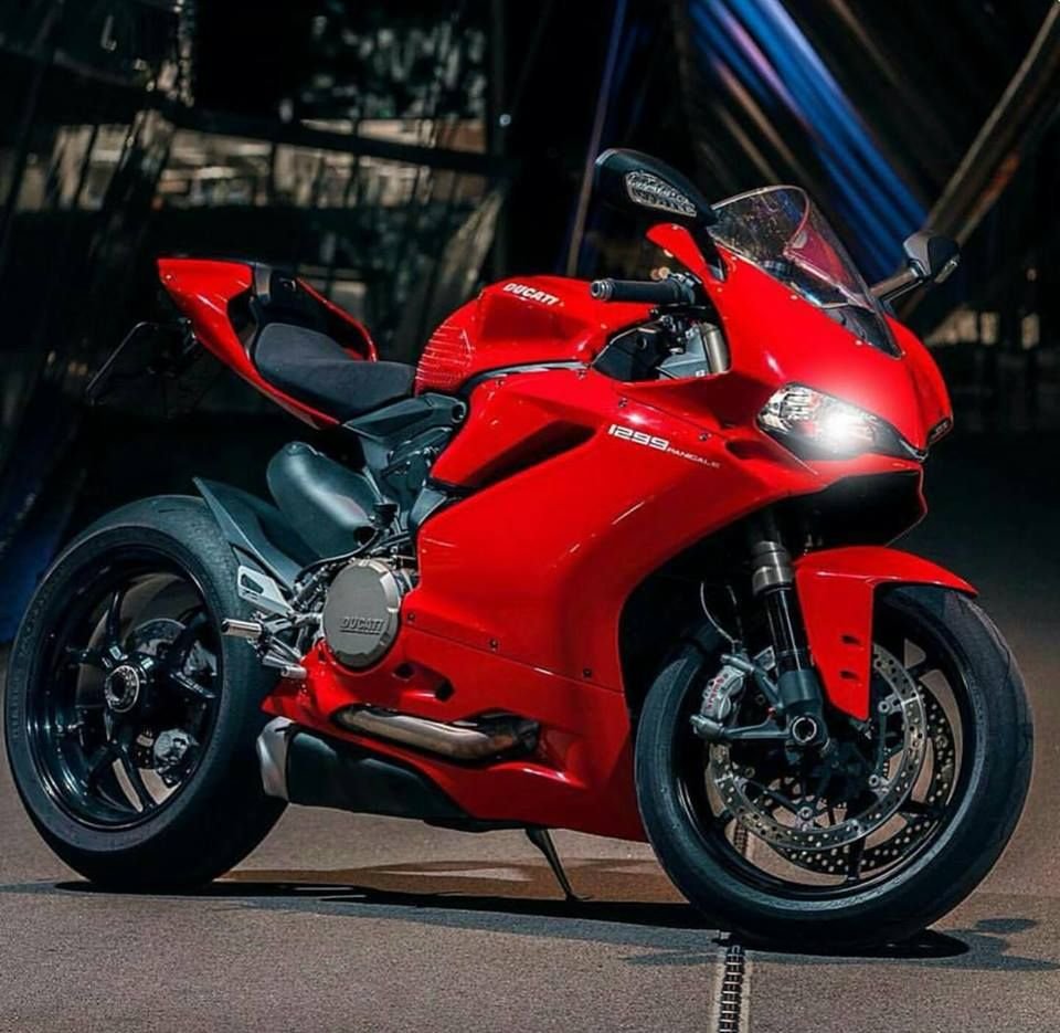 Мотоциклы Ducati 1299 Panigale