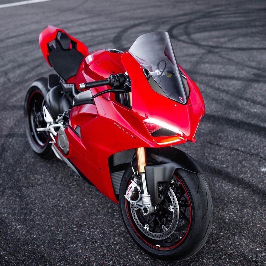 Электромотоцикл Ducati Panigale