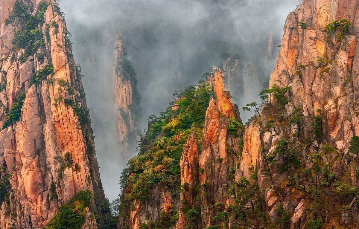 Горы Хуаншань, Китай