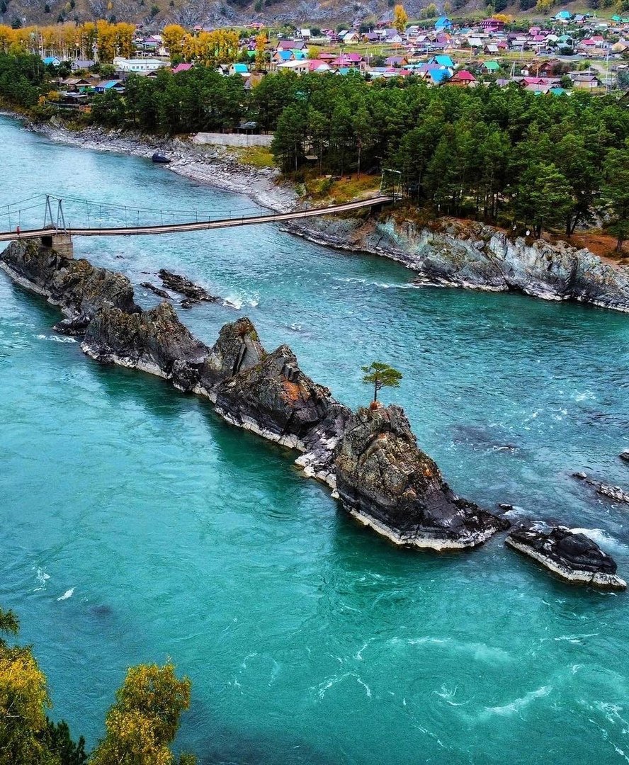 Скалы зубы дракона Алтай