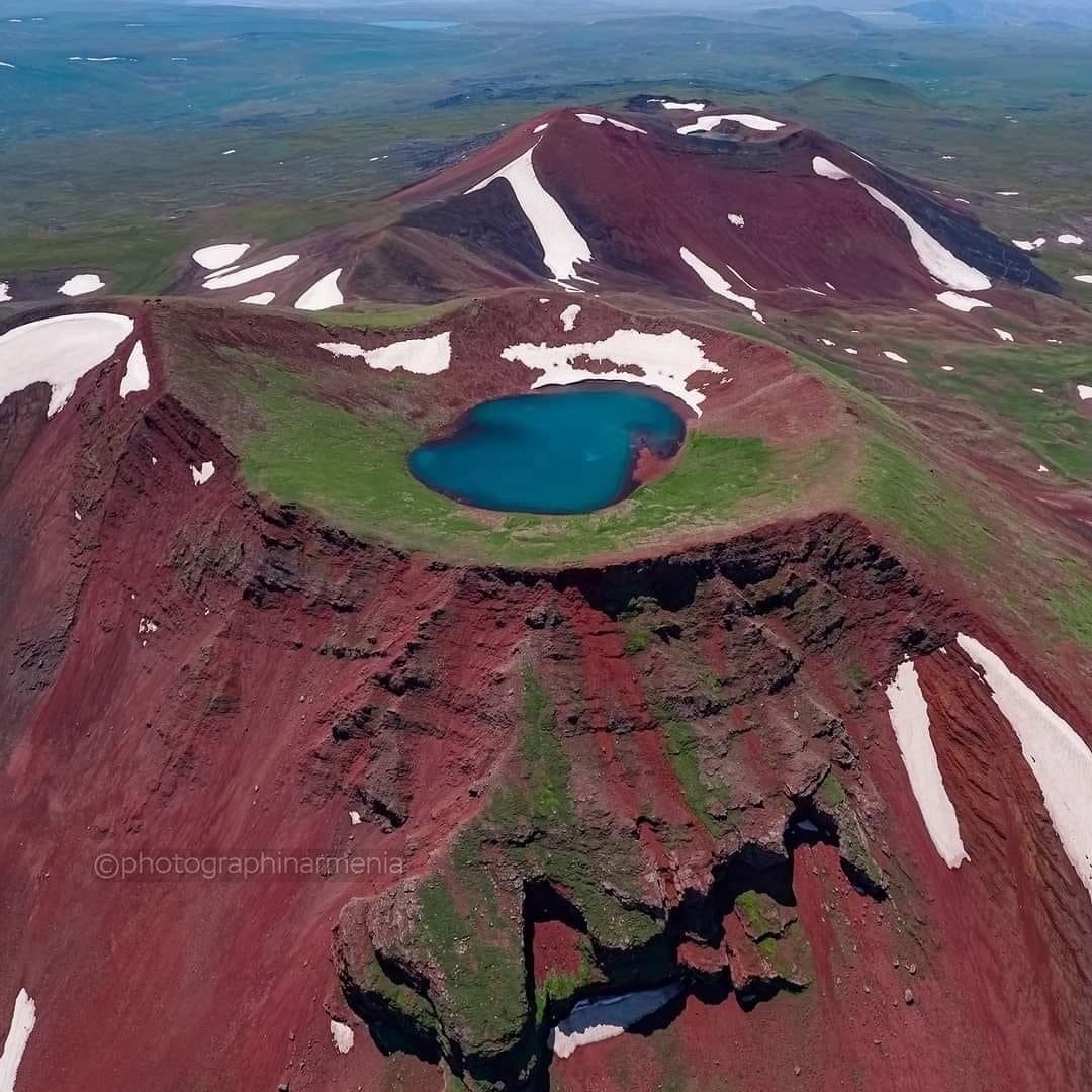 Вулкан Аждаак Армения