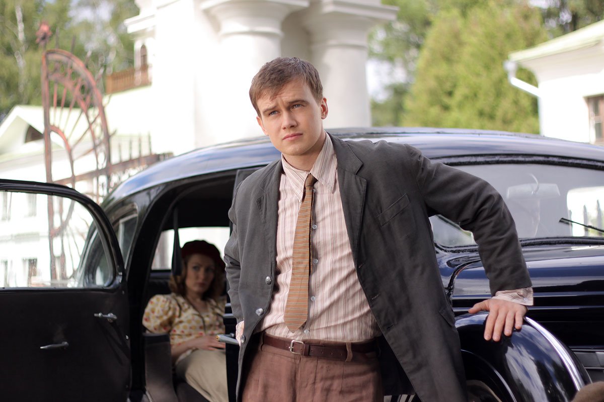 Актер Алексей Бардуков