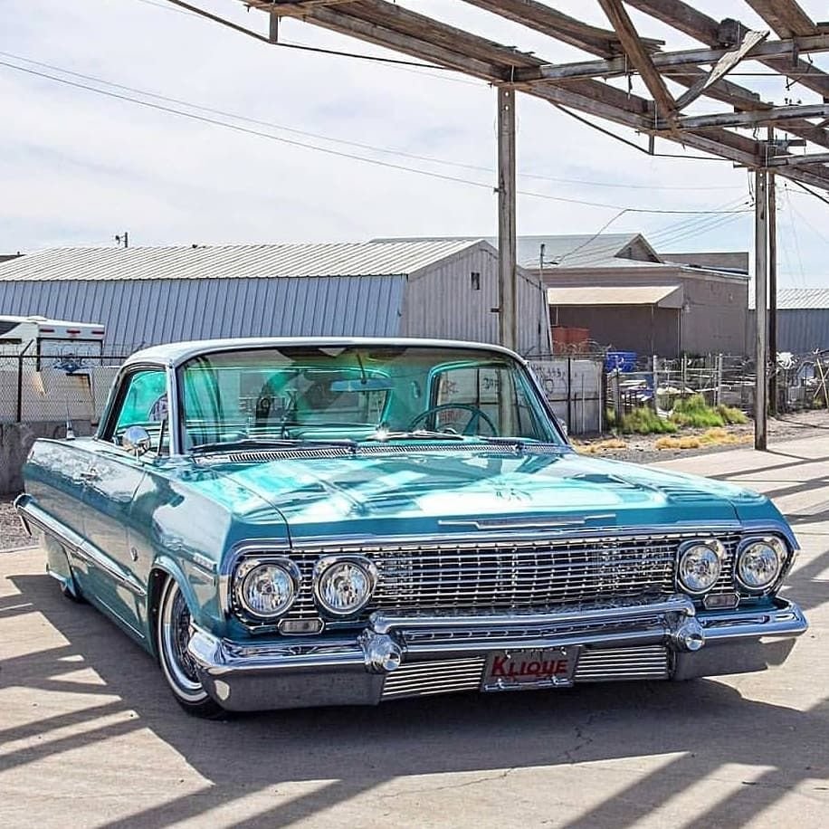 Chevrolet Impala лоурайдер