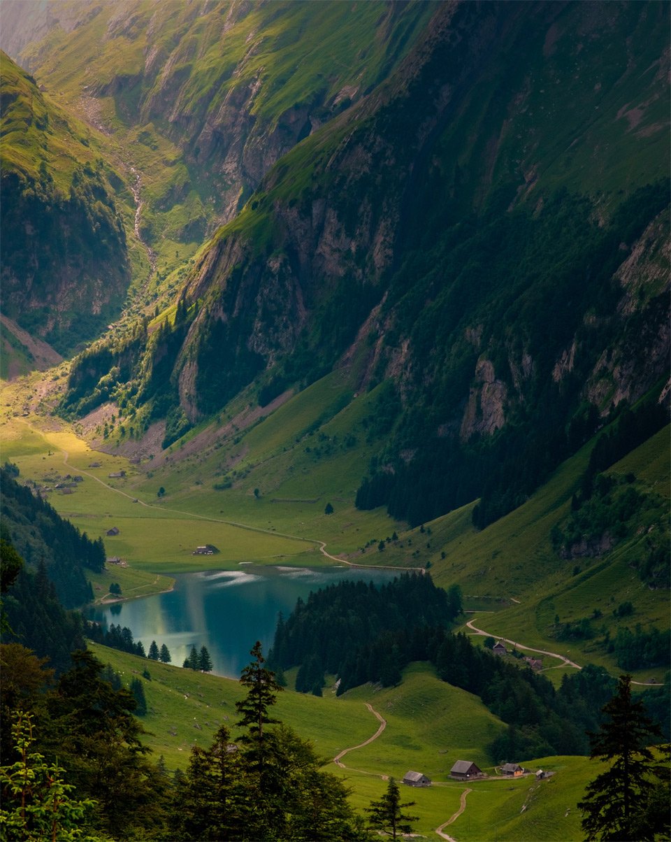 Озеро Зееальп, Швейцария