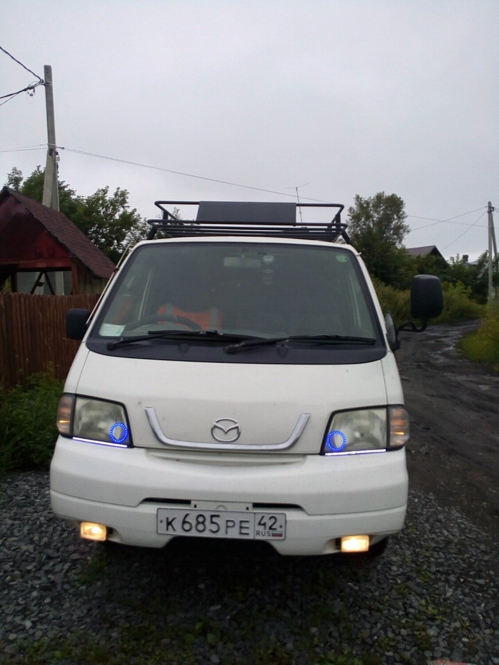 Бонго автомобиль