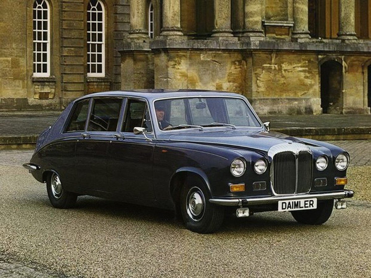 Daimler ds420