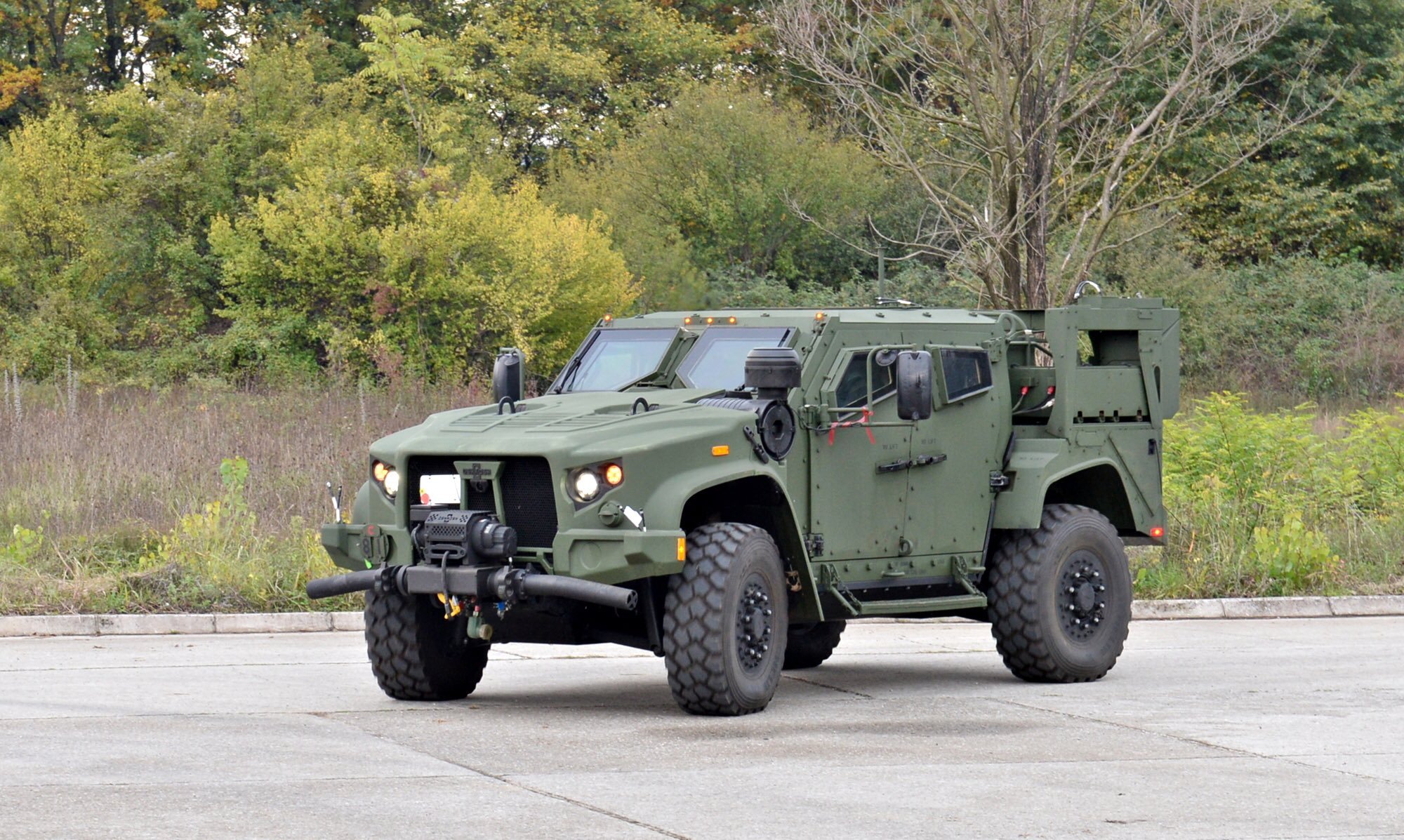 Военные внедорожник Oshkosh