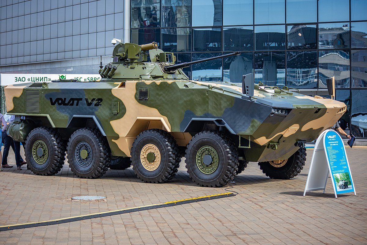 БТР Волат в2
