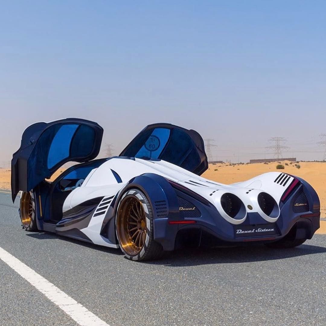 Арабский суперкар Devel Sixteen
