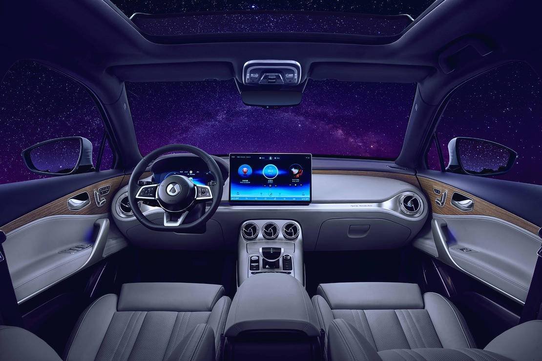 Denza Mercedes Benz