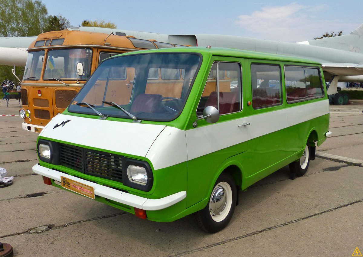 РАФ 2203 фургон
