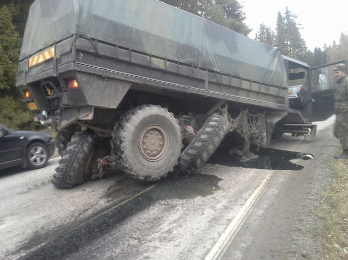Sisu грузовик sa-150 Masi