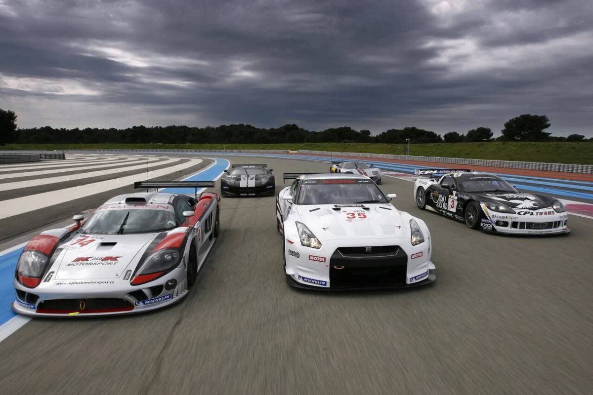 Nissan gt 40