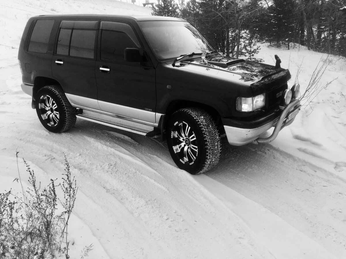 Isuzu Bighorn 1994