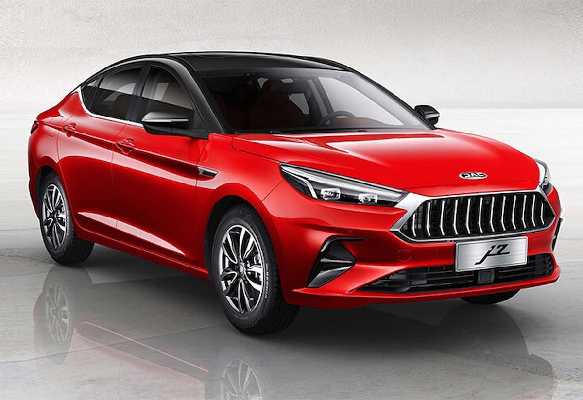 Китайский автомобиль JAC j7