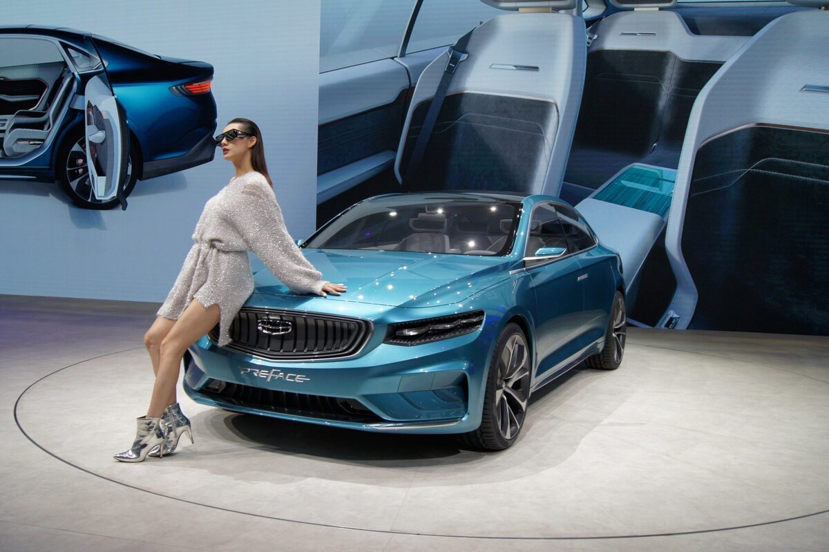 Geely Preface 2022