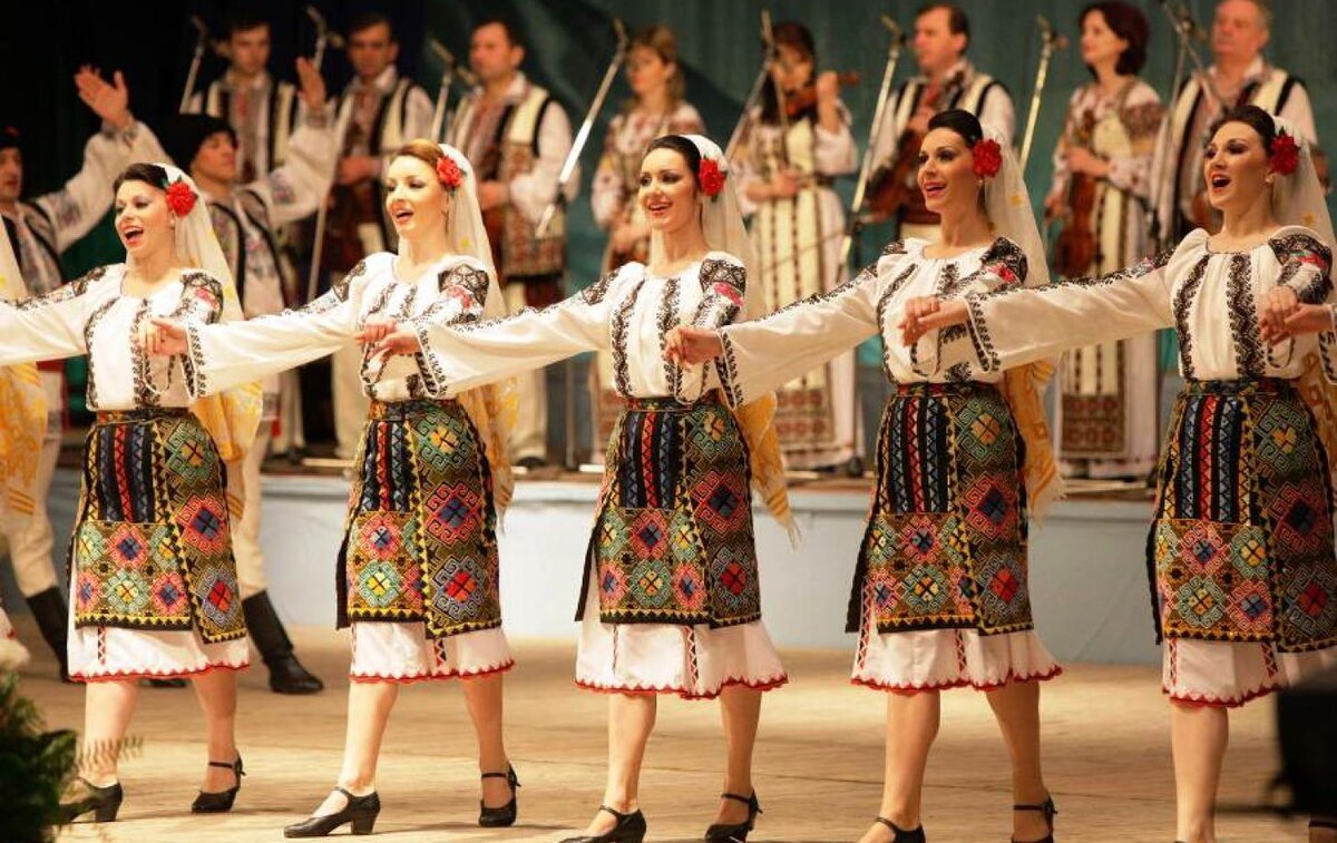 Жок ансамбль народного танца Молдавии