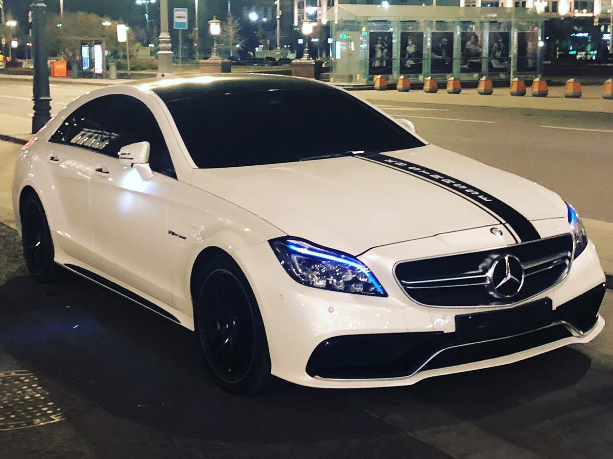 Мерседес CLS 63 AMG белый