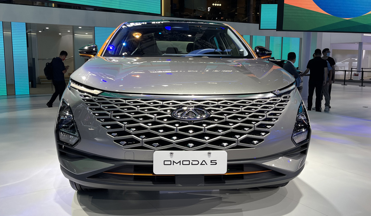 Кроссовер Omoda 5