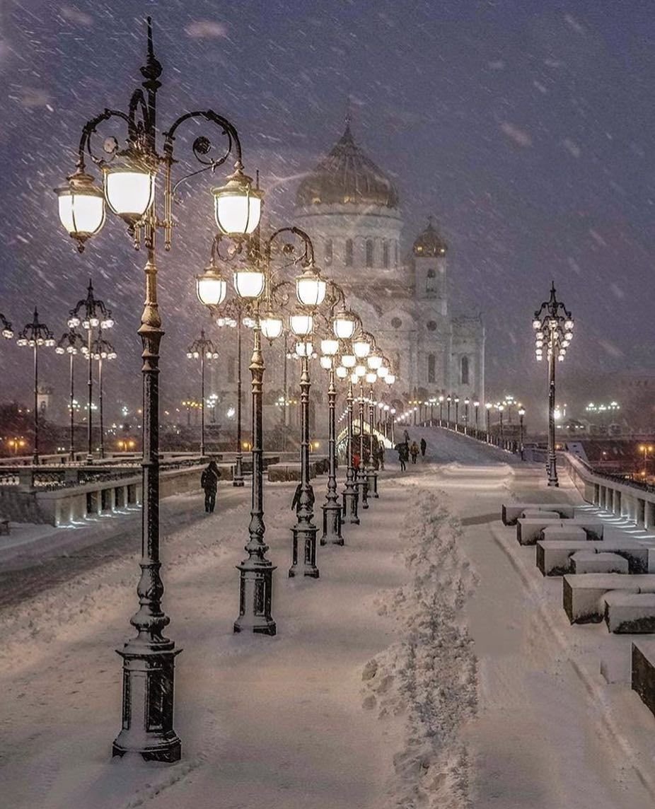 Патриарший мост зима