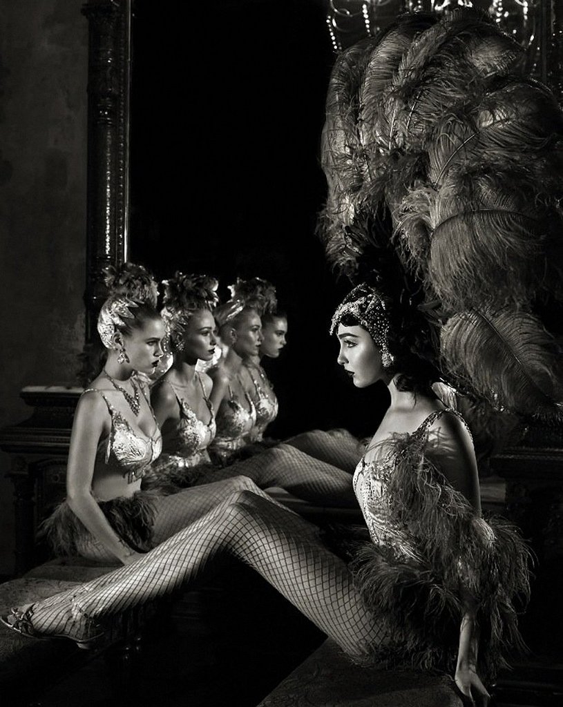 Кабаре folies Bergère, 1937 год.