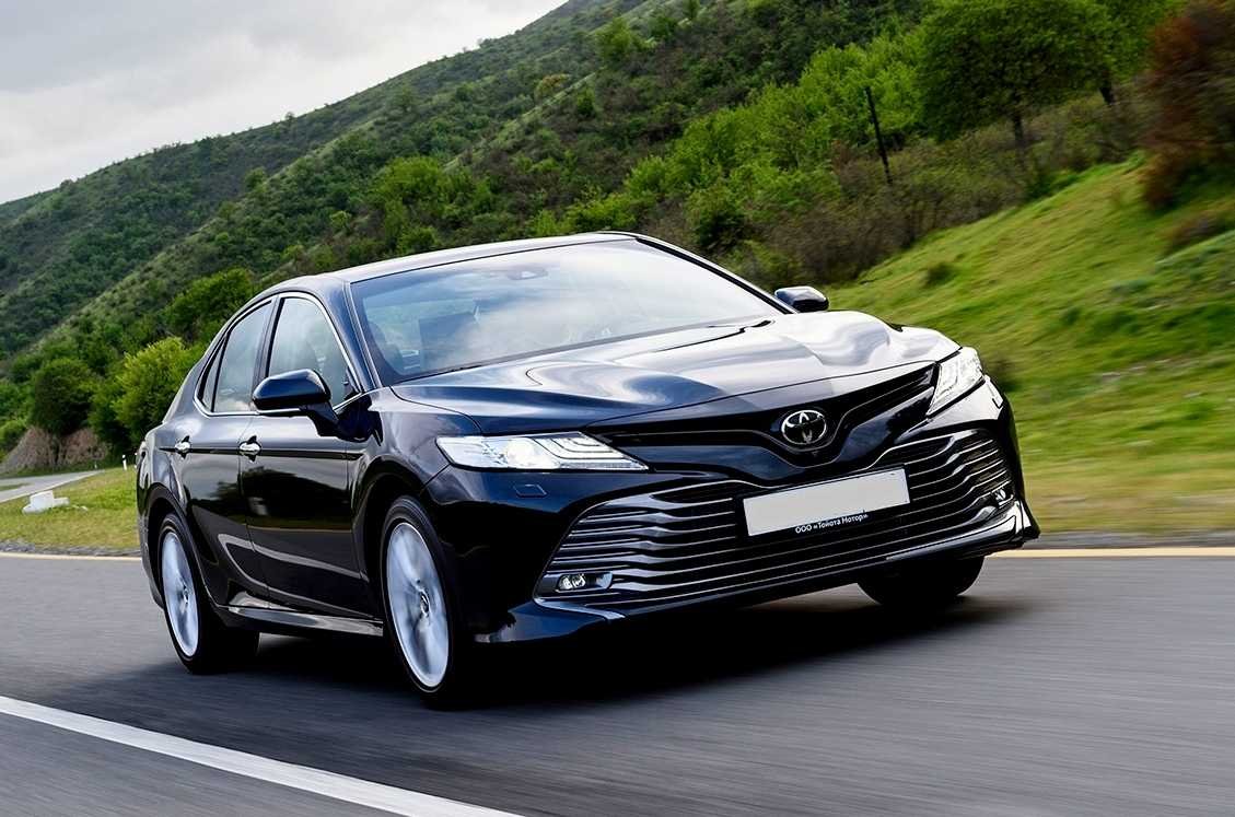 Toyota Camry новая