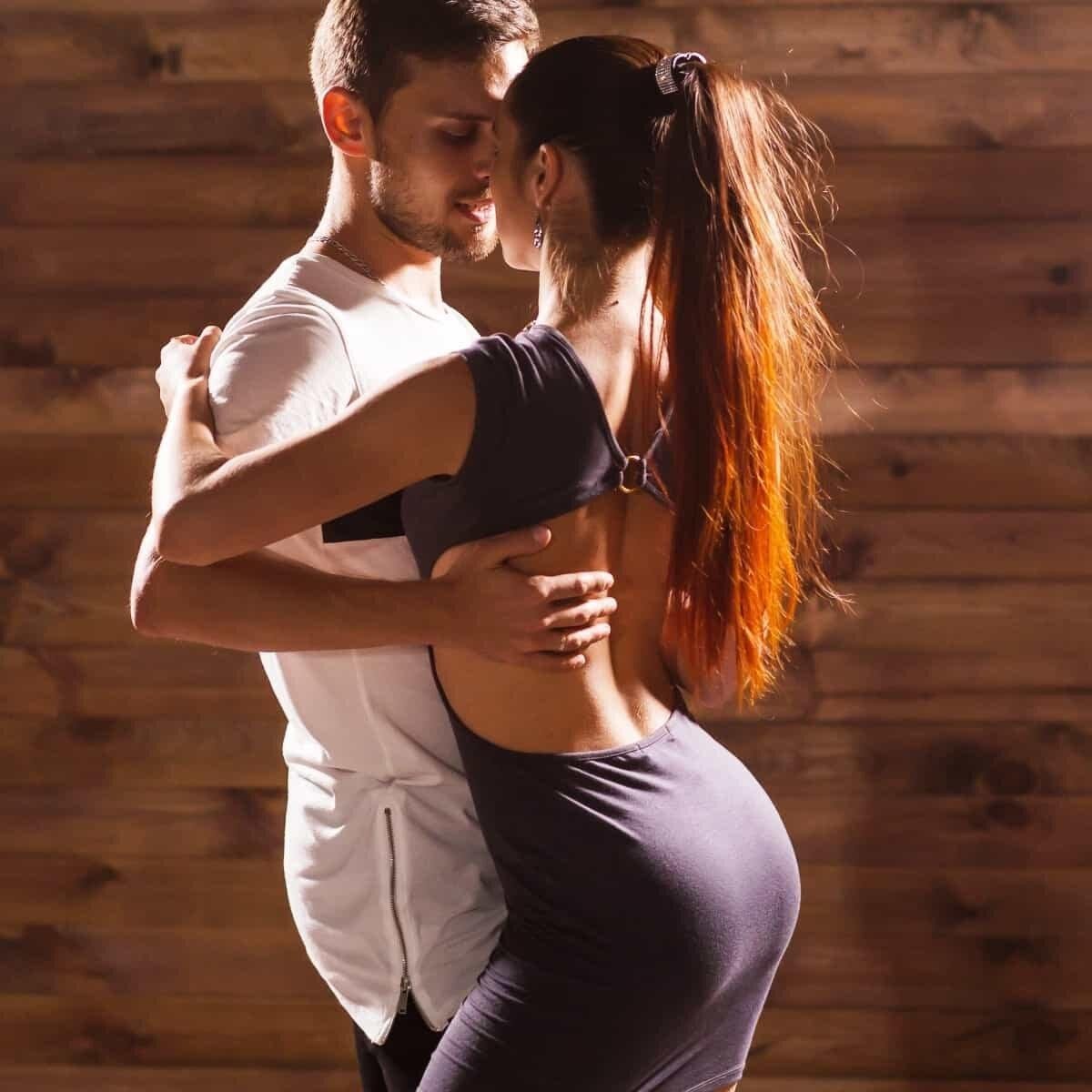 Танцы кизомба бачата