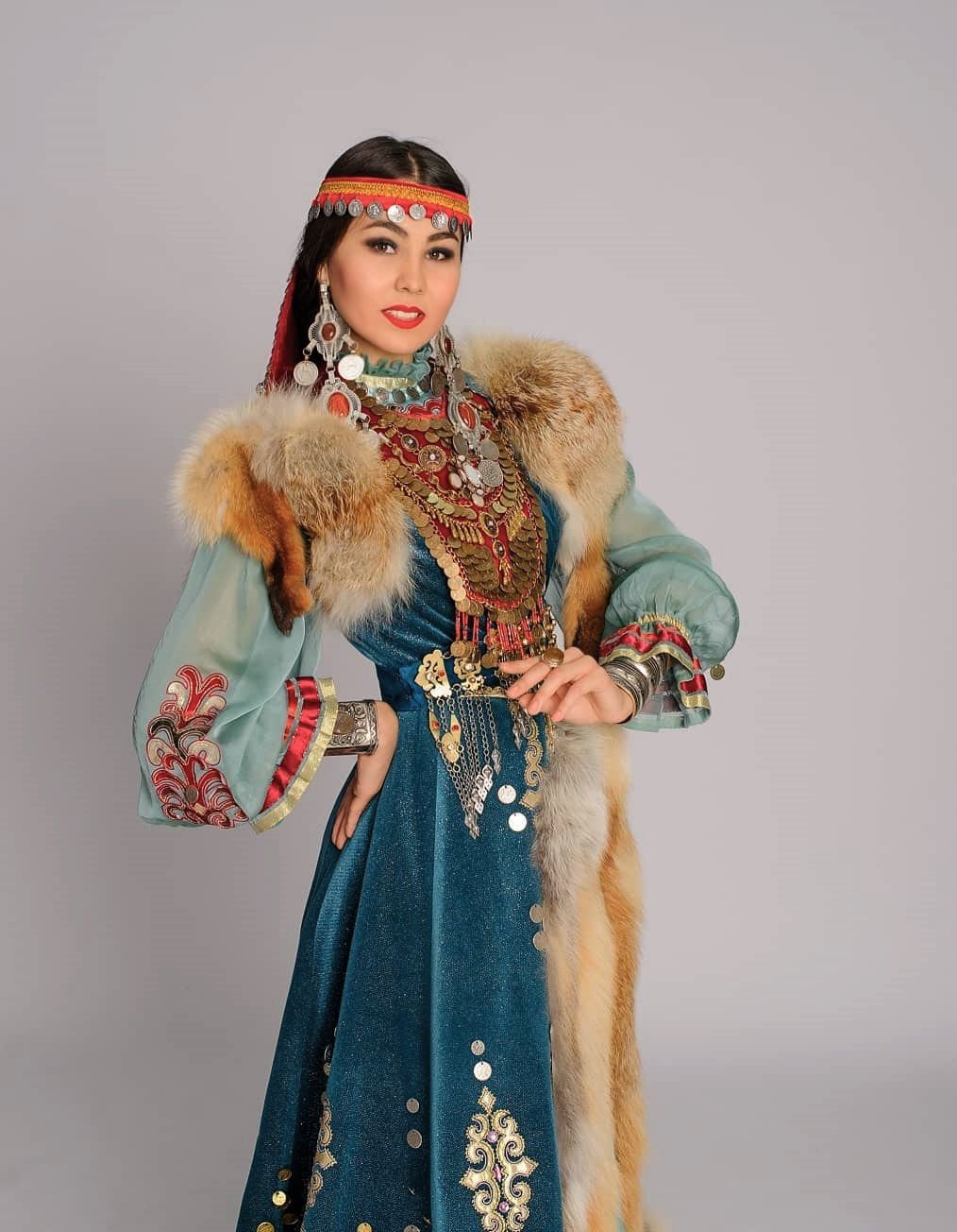 Молодая башкирка