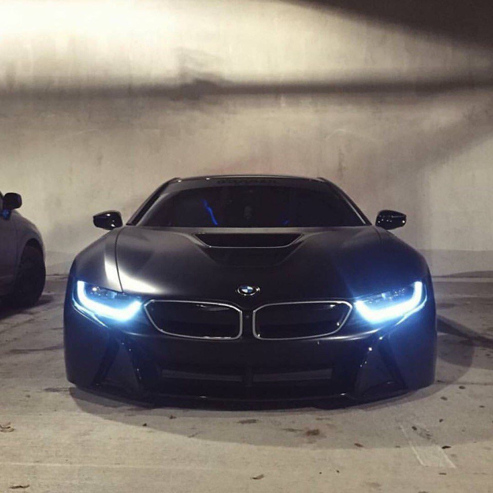 BMW i8 Black Matte