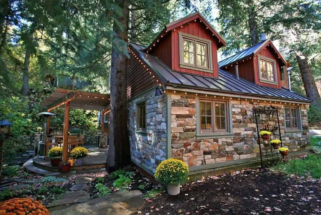 Каменный tiny House