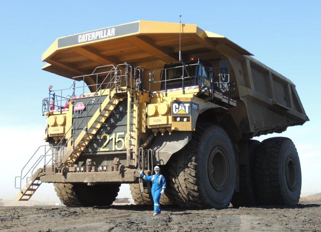 Самосвал Caterpillar 797в