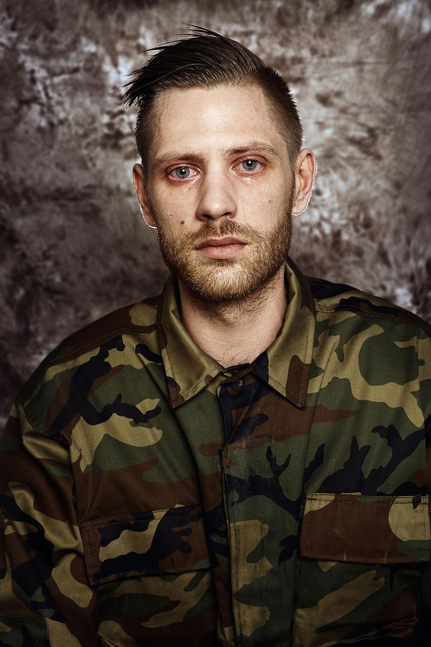 Мужчина военный