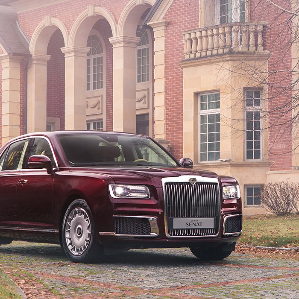 Аурус Сенат автомобиль