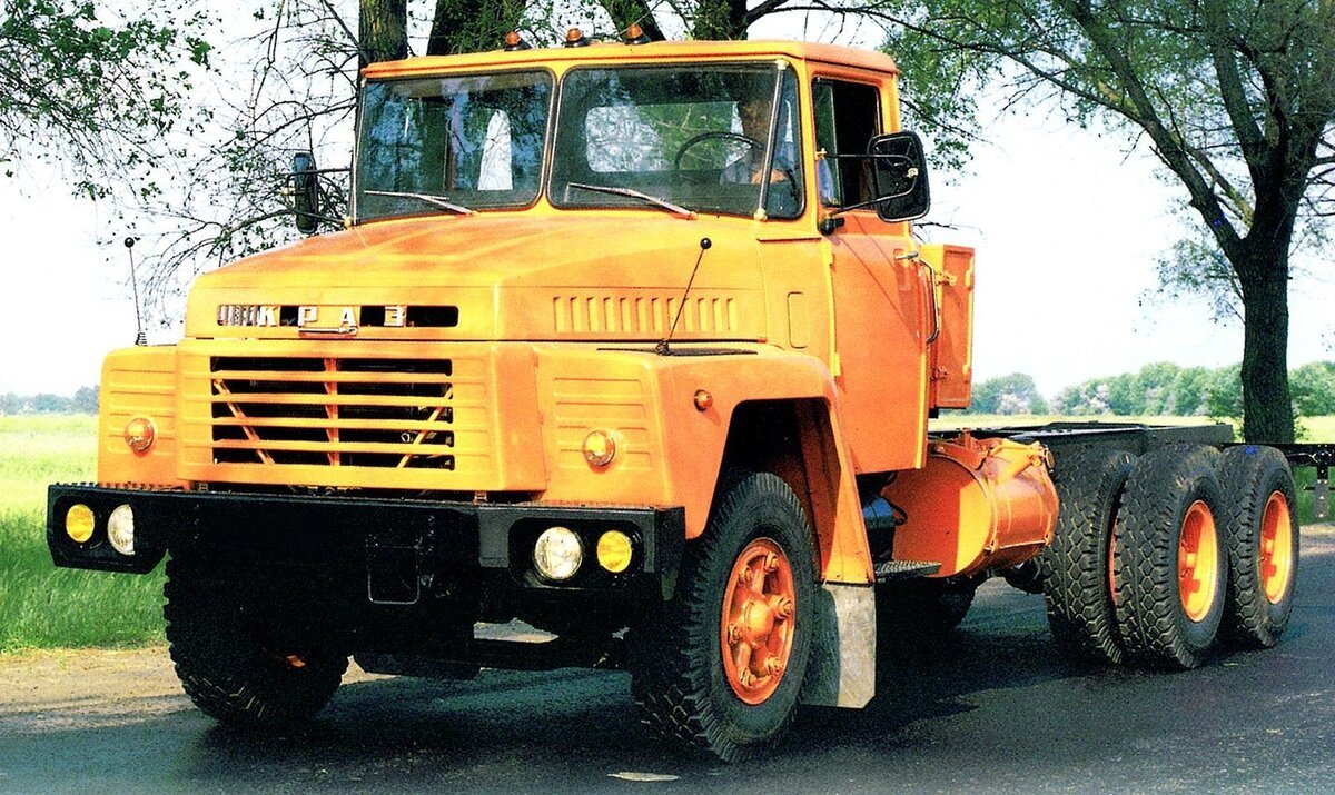 КРАЗ 250 седельный тягач