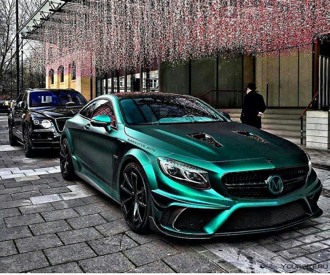 Мерседес AMG s63 цвета