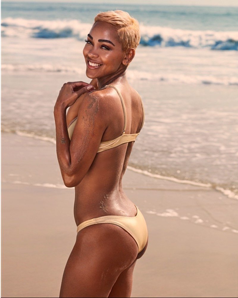Meagan good купальнике