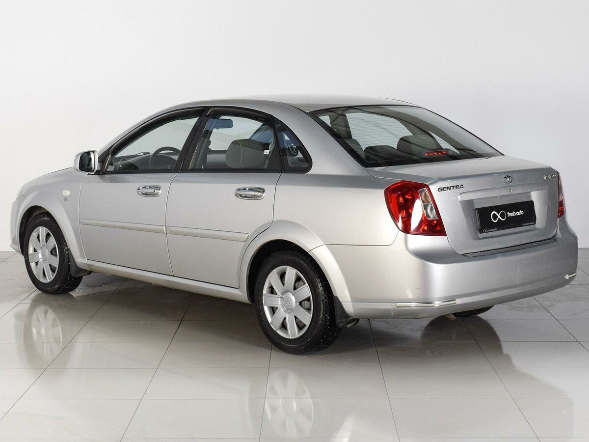 Daewoo Gentra / 2 поколение / 2013-2015 / седан