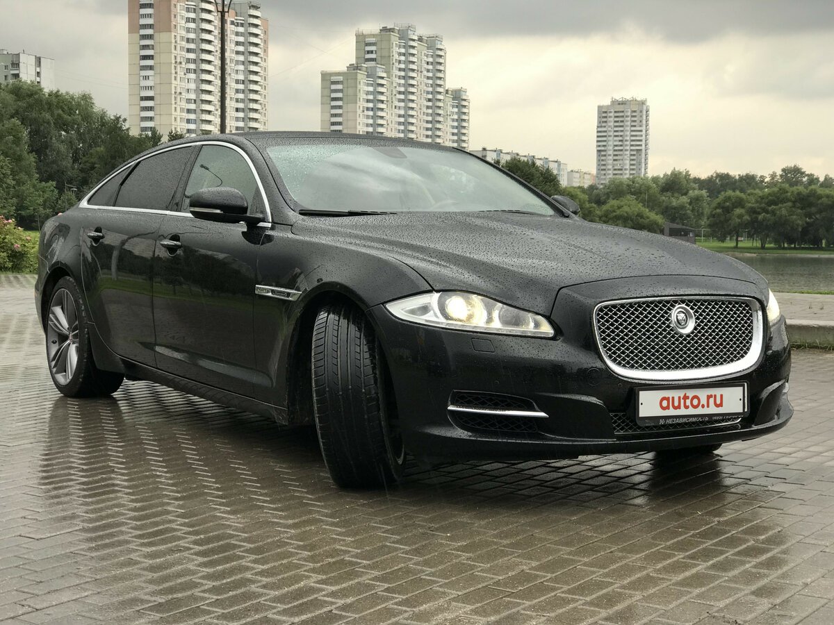 Ягуар XJ 2010 черный