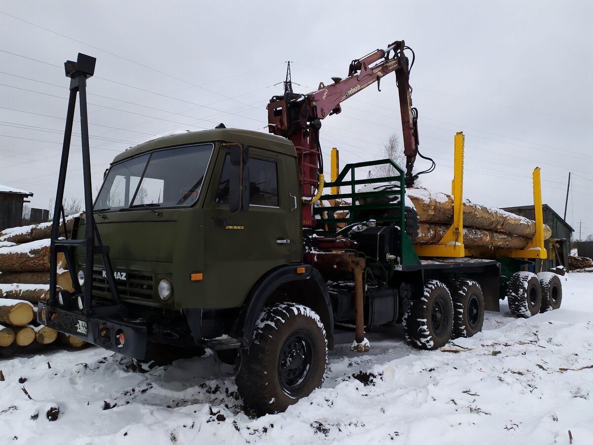 КАМАЗ 4310 лесовоз
