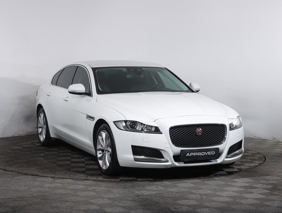 Jaguar XF 2014