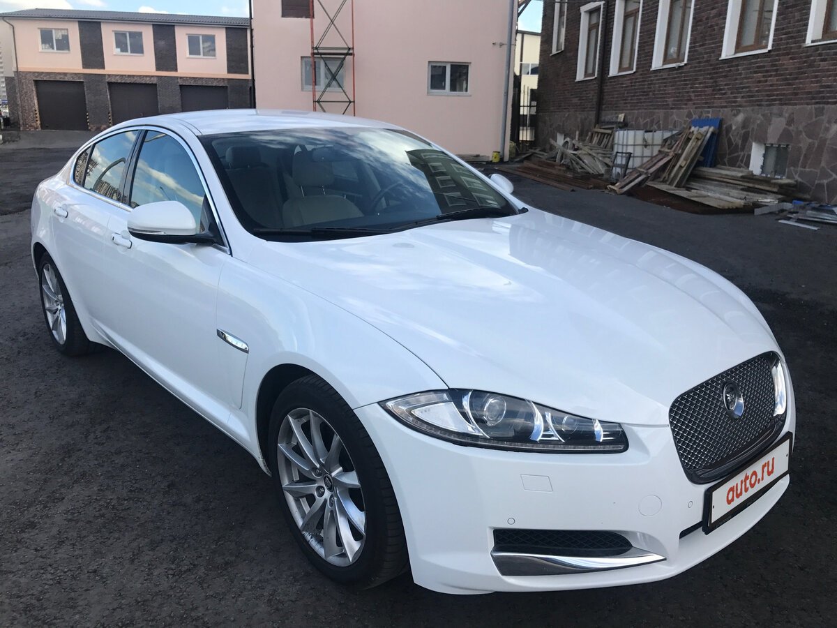 Jaguar XF 2013 белый