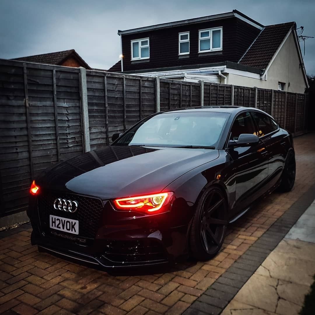 Audi rs5 черная