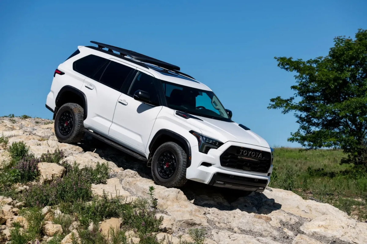 Toyota Sequoia 2023 TRD